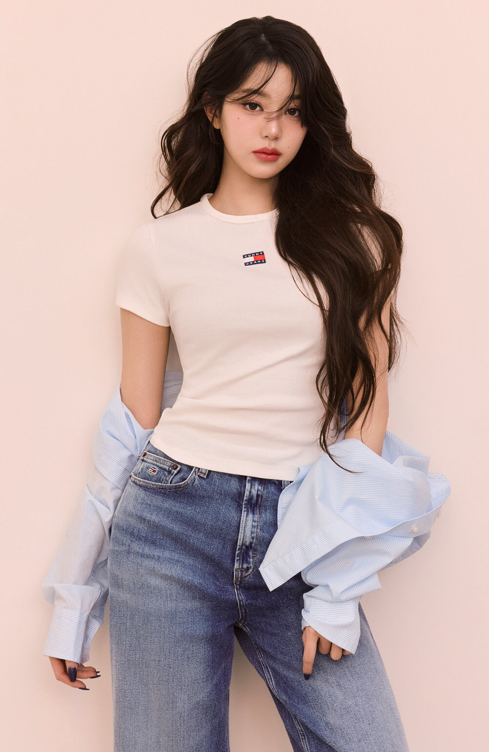 Tommy Hilfiger featuring Wonyoung