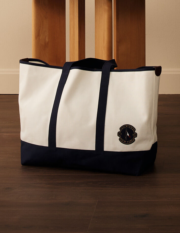 Tommy Hilfiger Accessories