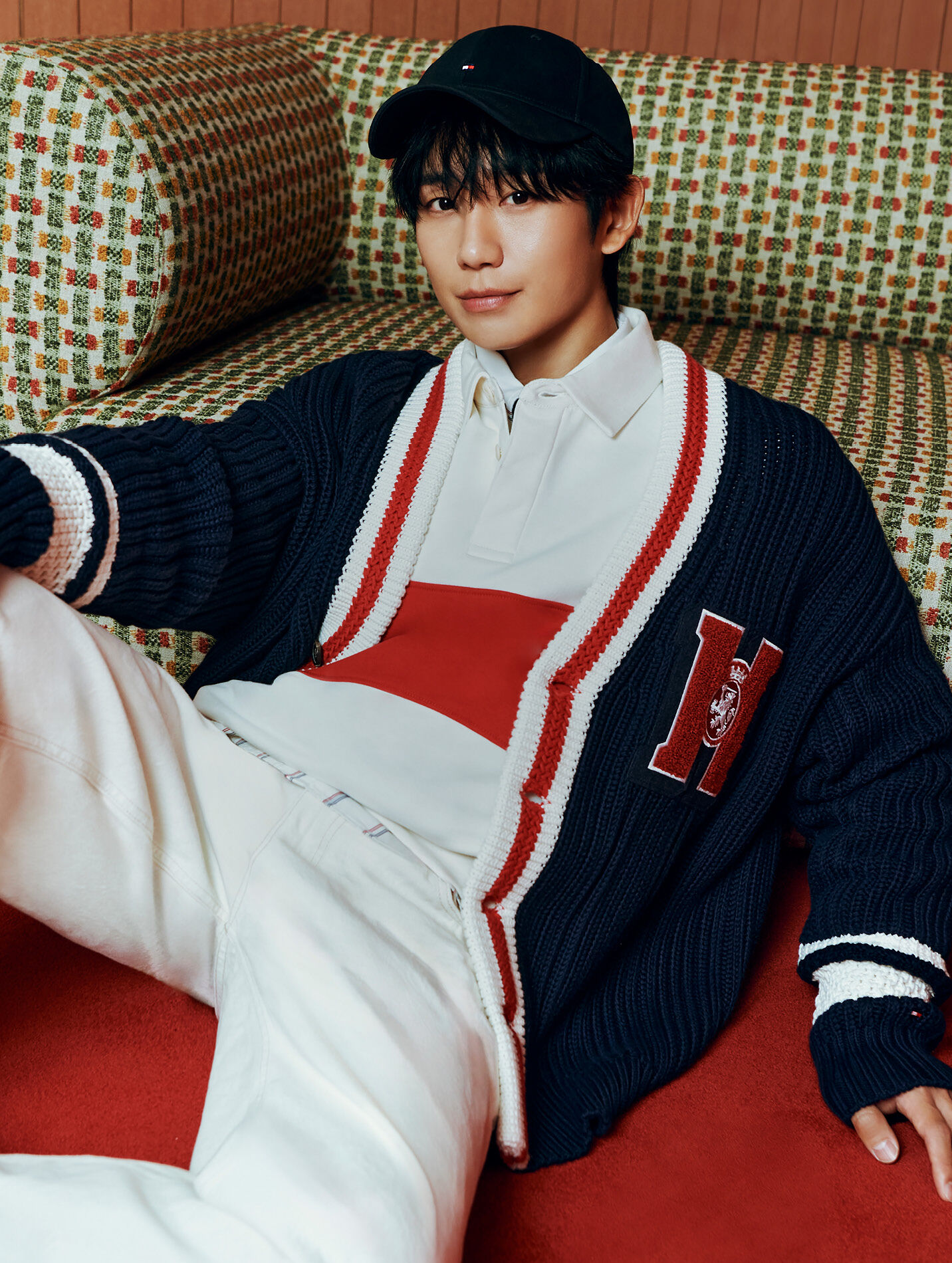 Tommy Hilfiger Jung Hae In's Festive Dressing