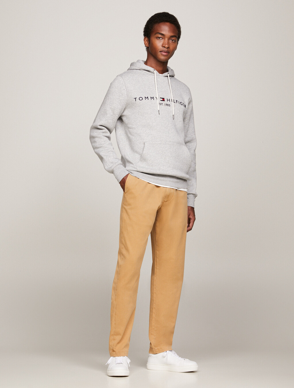 Essential Logo Hoodie, CLOUD HTR, hi-res