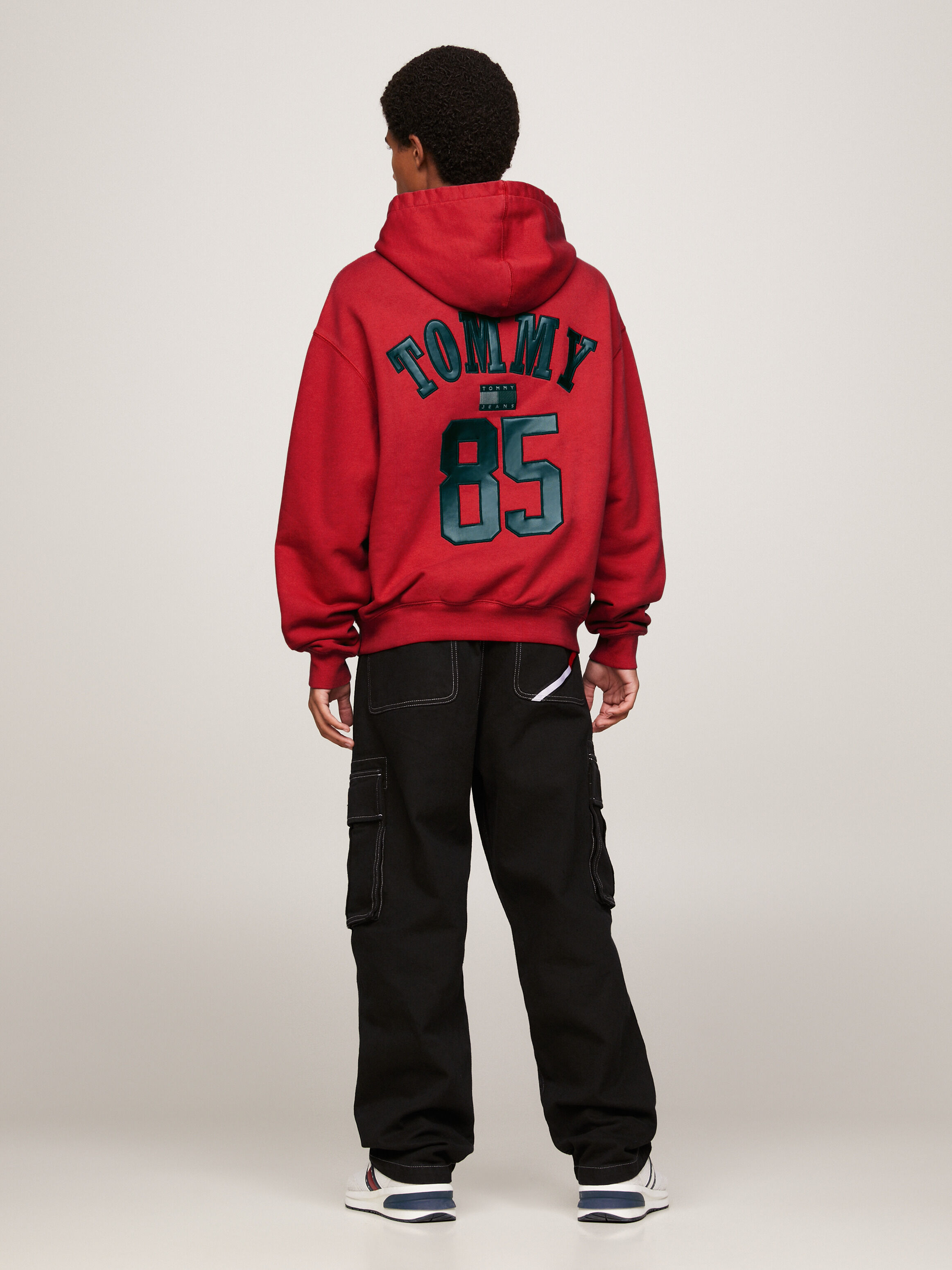 Tommy jeans cheap 1985 hoodie