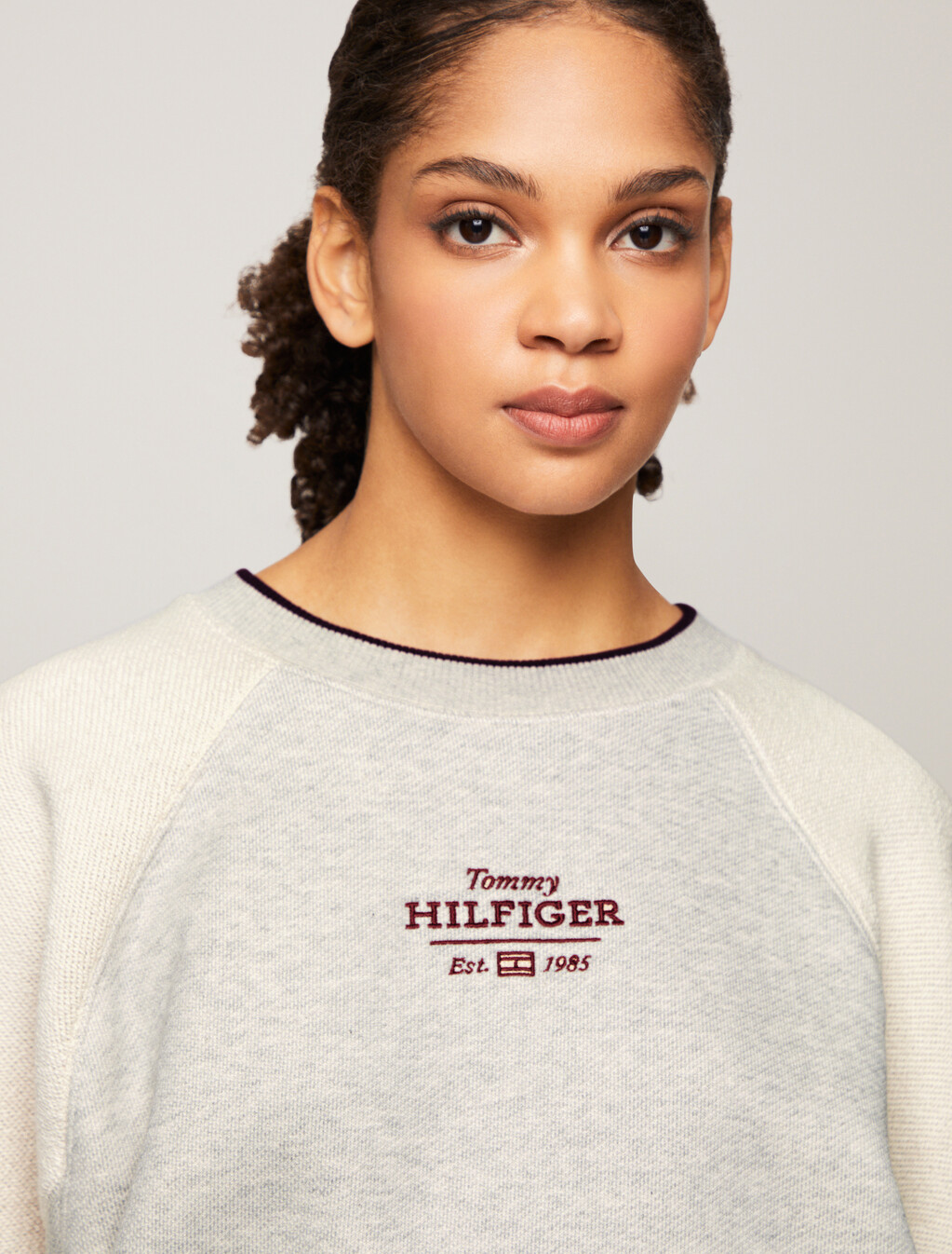 Texture Logo Sweatshirt, White Dove Heather, hi-res