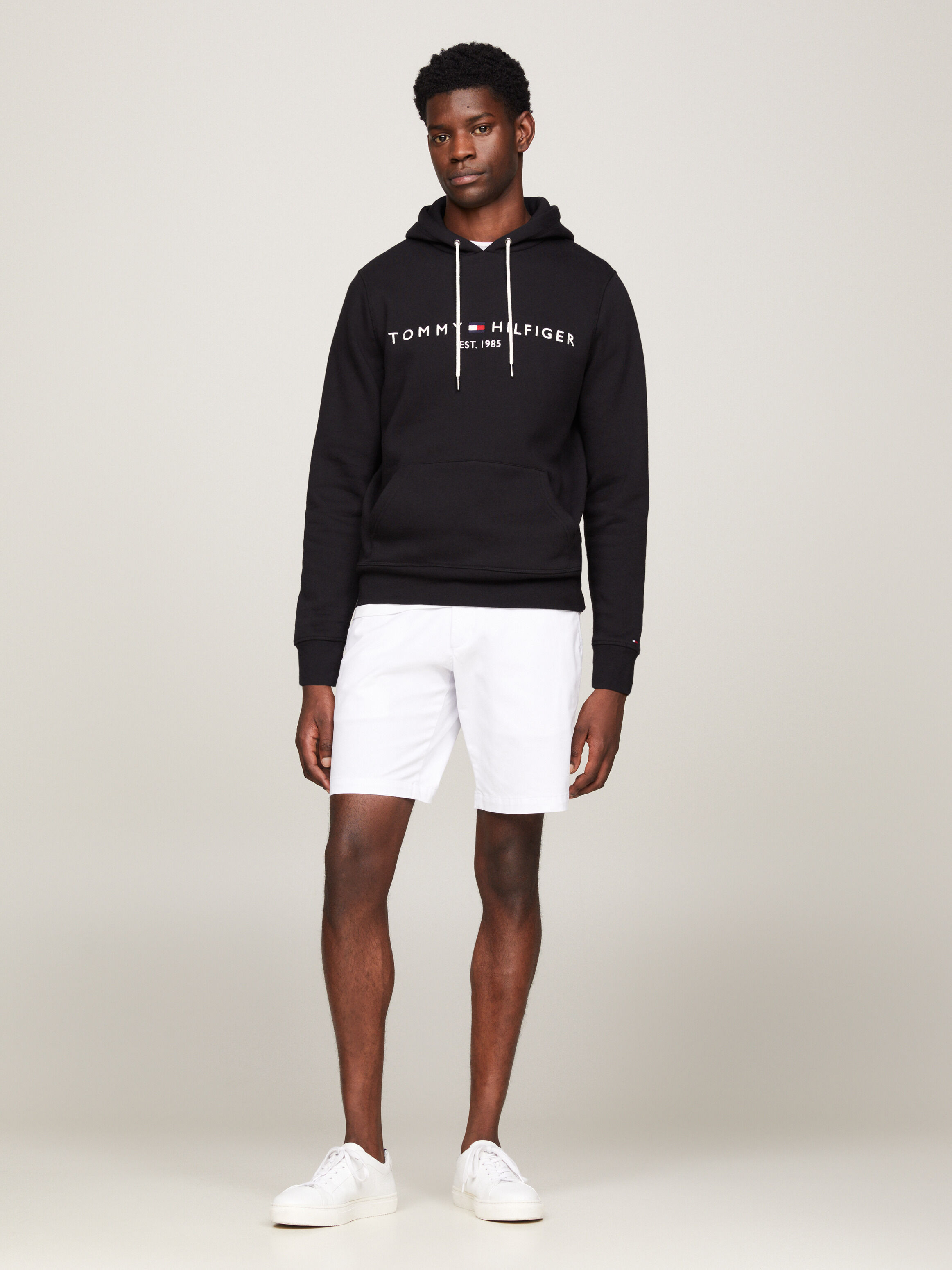 Essential Logo Hoodie | black | Tommy Hilfiger Malaysia