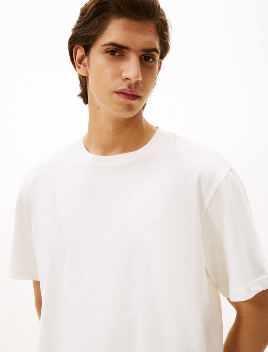Varsity Textured Crest Embroidery T-Shirt
