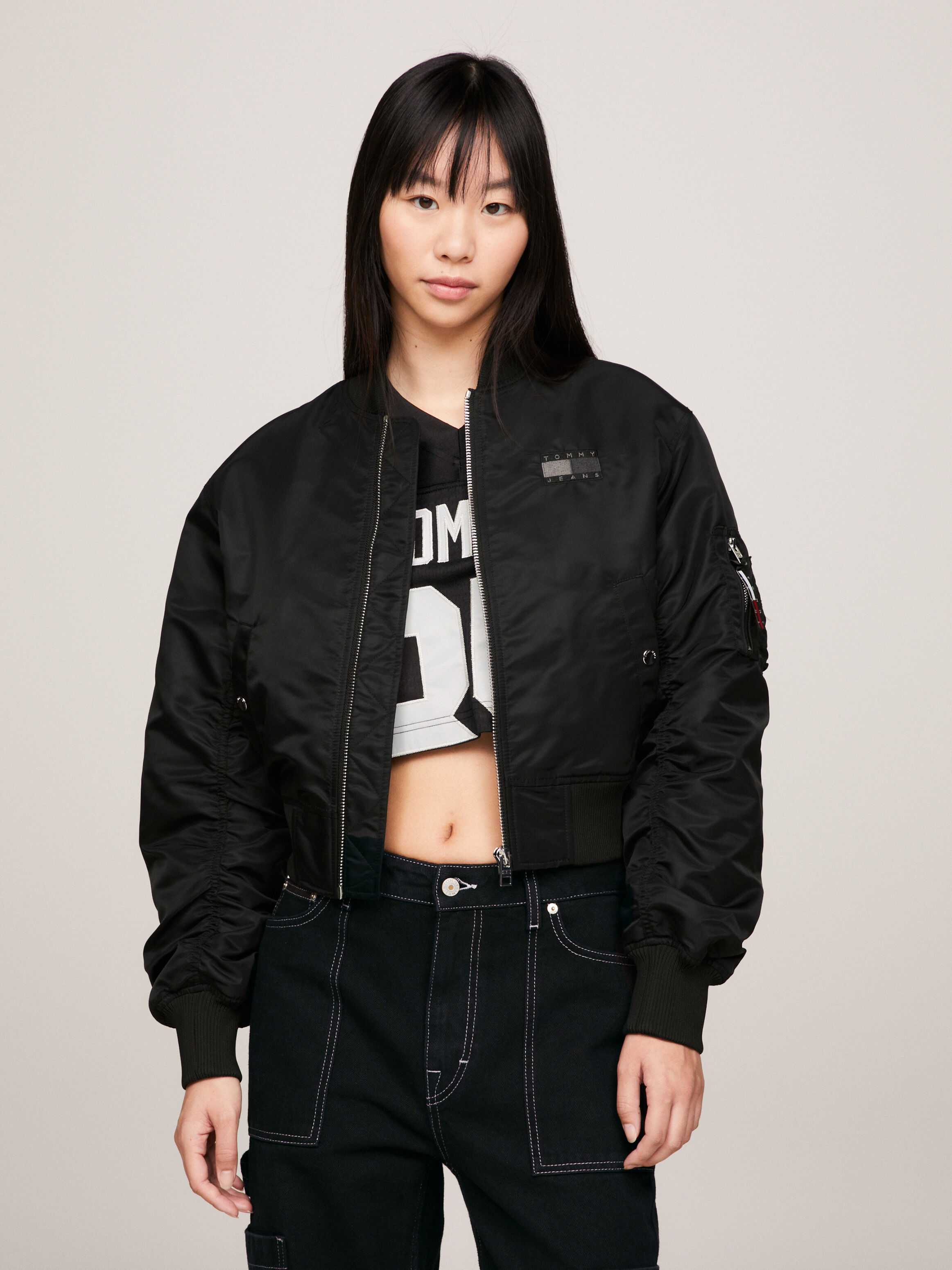Tommy hilfiger deals black bomber jacket