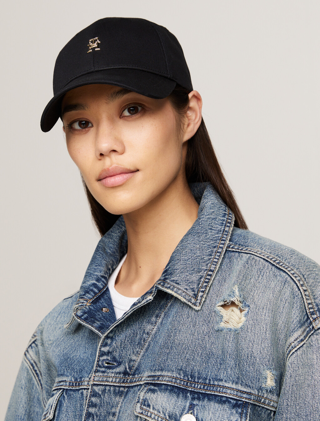 TH Monogram Plaque Baseball Cap, Black, hi-res