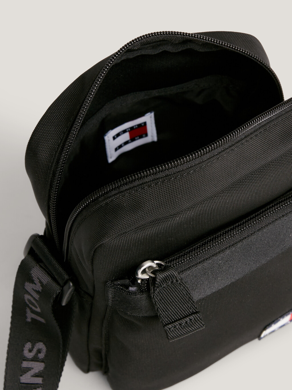 Essential Repeat Logo Reporter Bag, Black, hi-res