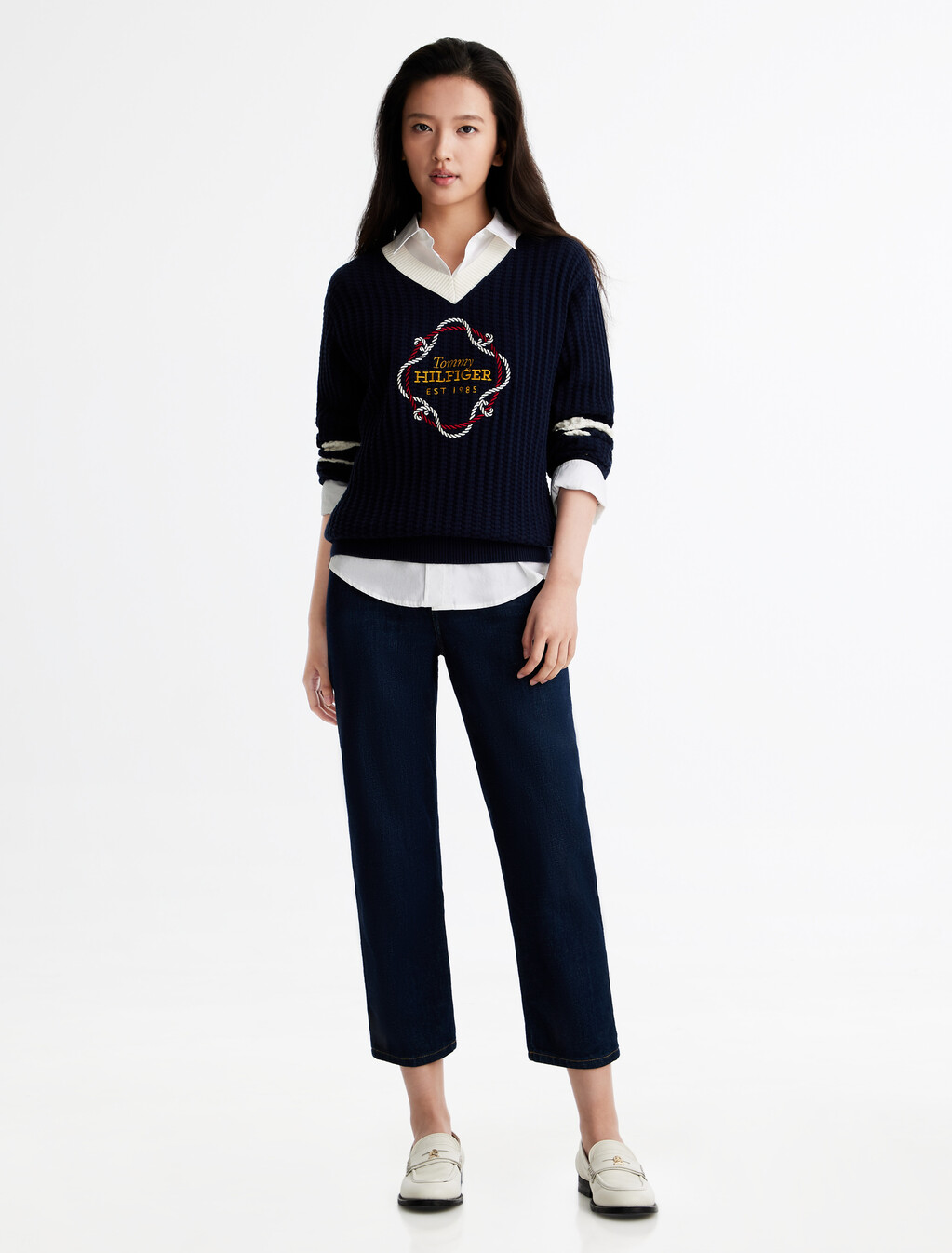 Graphic V Neck Sweater, Dark Night Navy, hi-res