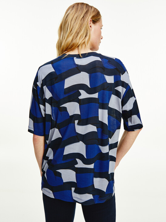 Icon Motion Flag Relaxed Top Icon Motion Flag Relaxed Top
