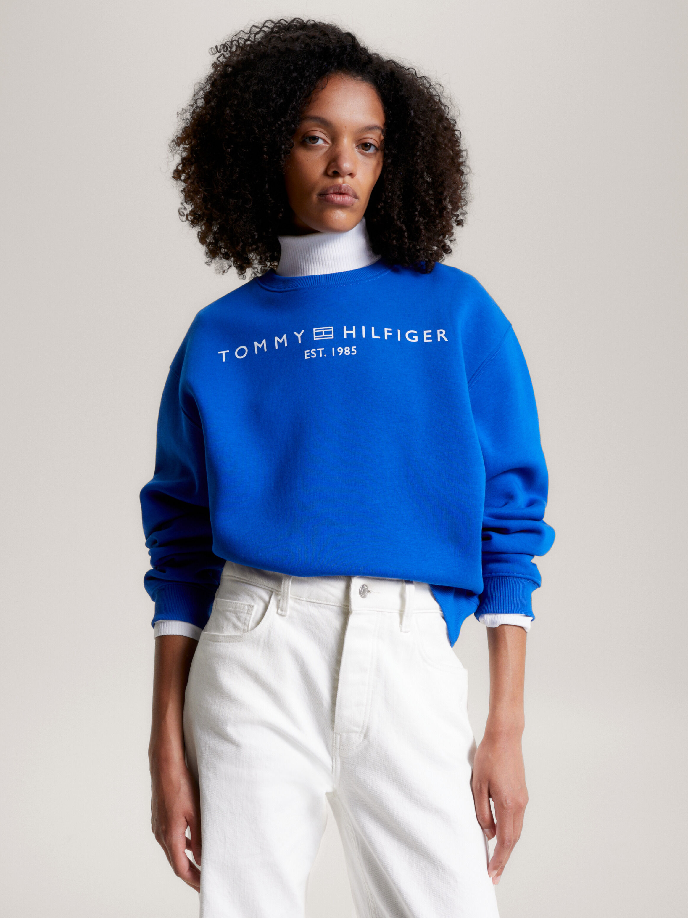 Tommy hilfiger light blue sweatshirt hot sale