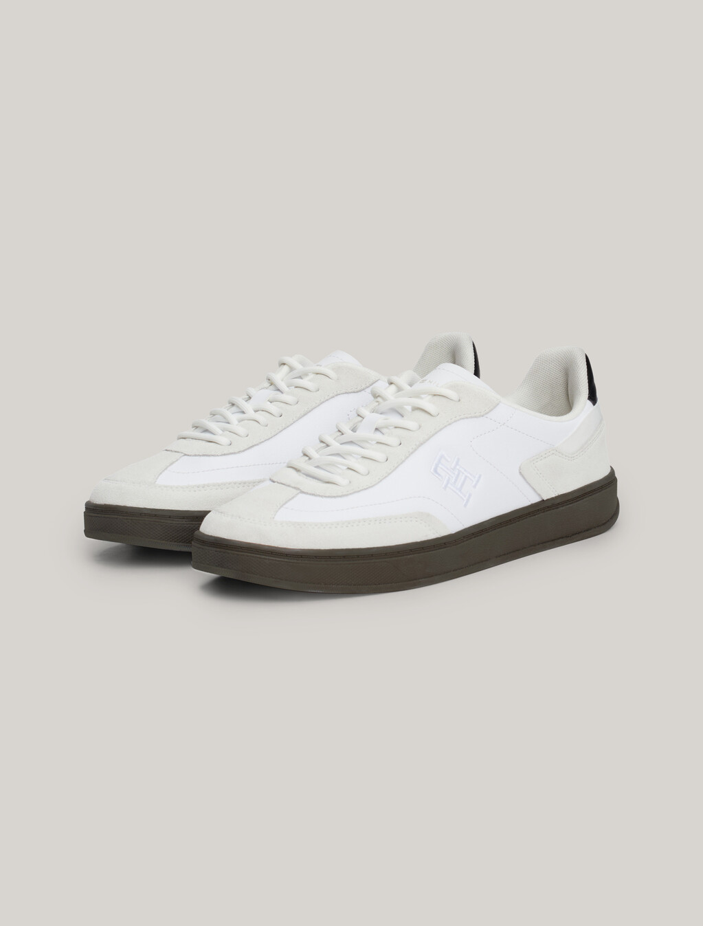 Heritage Suede Court Trainers, White, hi-res