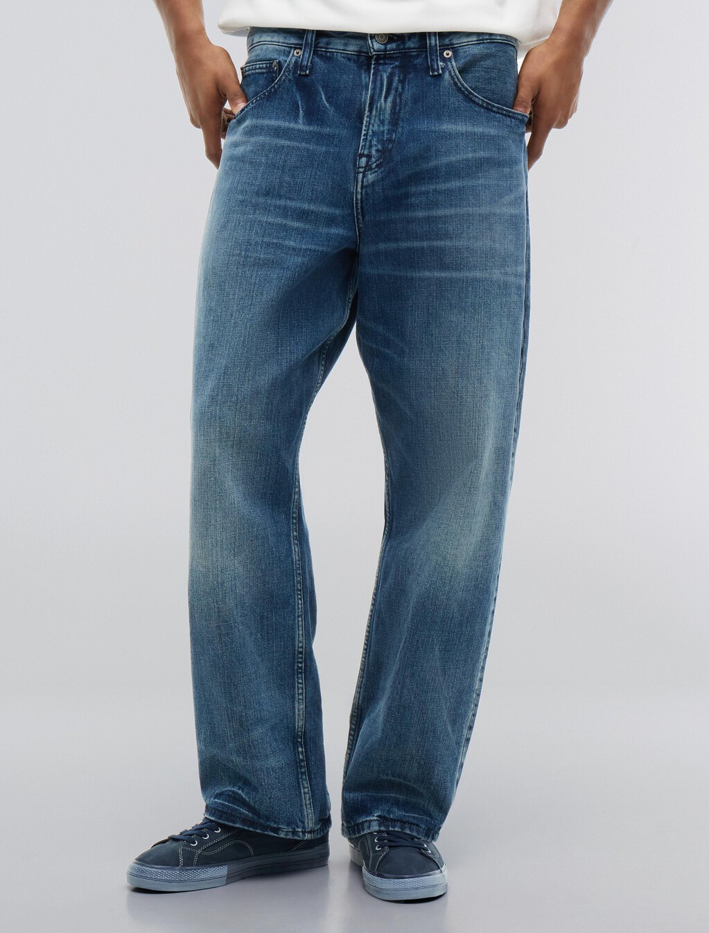 Relaxed Jeans, Mid Wash Denim, hi-res