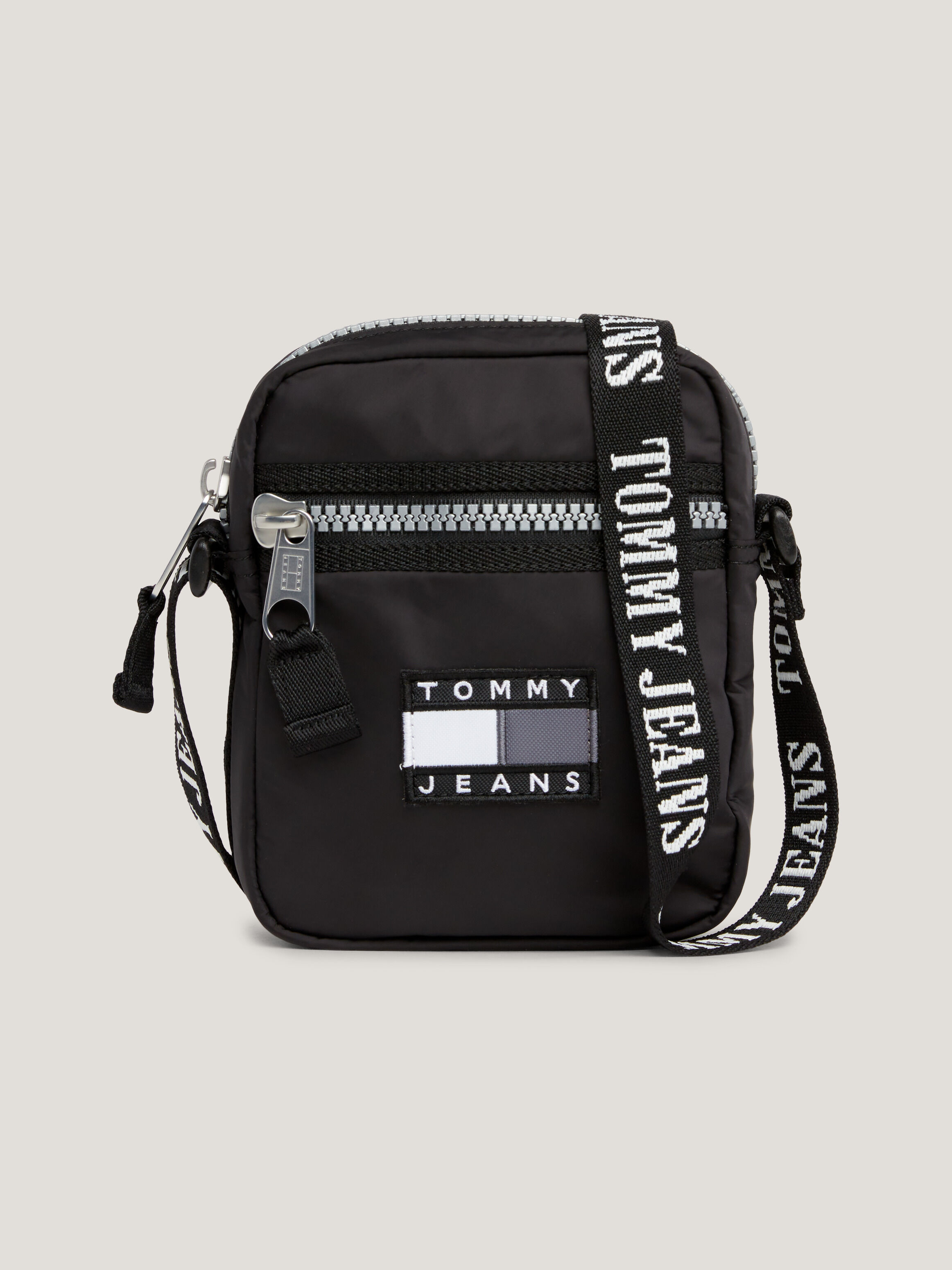 My on sale tommy satchel