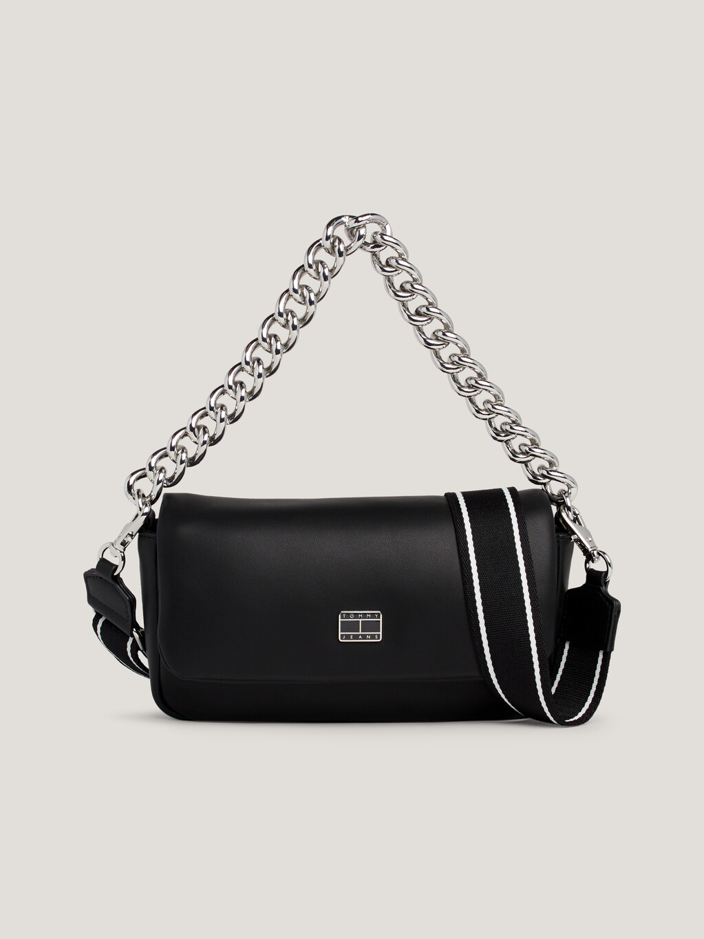 City Chunky Chain Small Crossover Bag, Black, hi-res