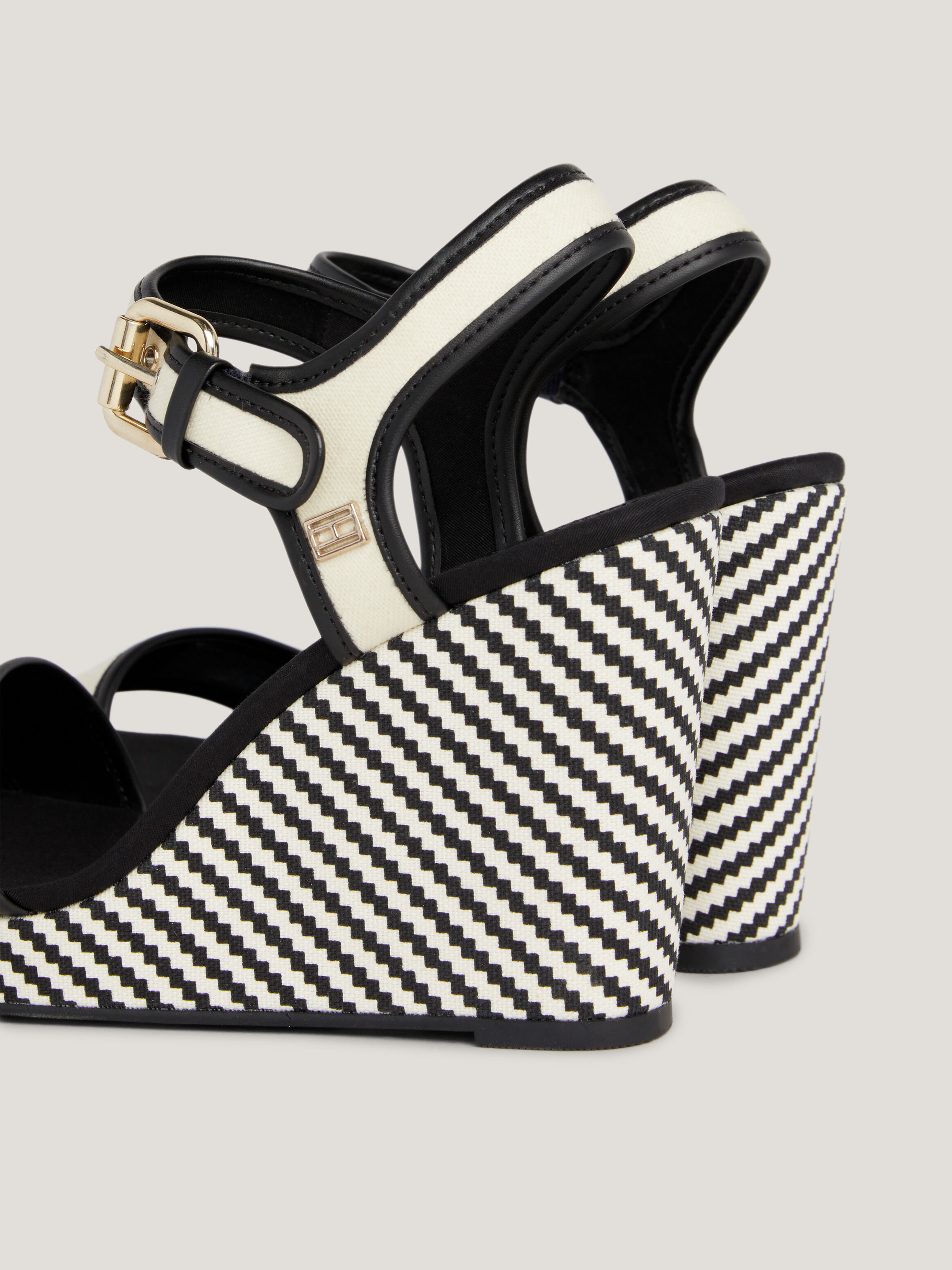 Black mid wedge deals sandals