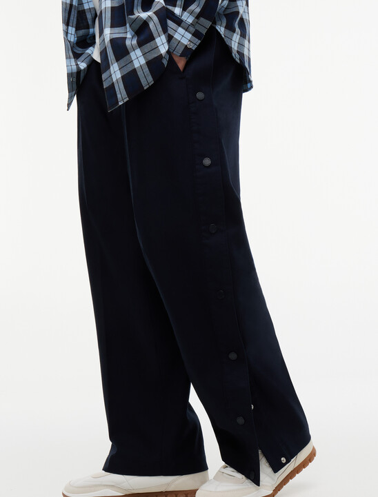 Relaxed Chinos