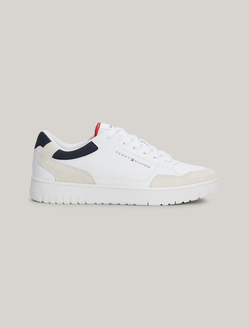 Essential Cleat Leather Basketball Trainers, White, hi-res