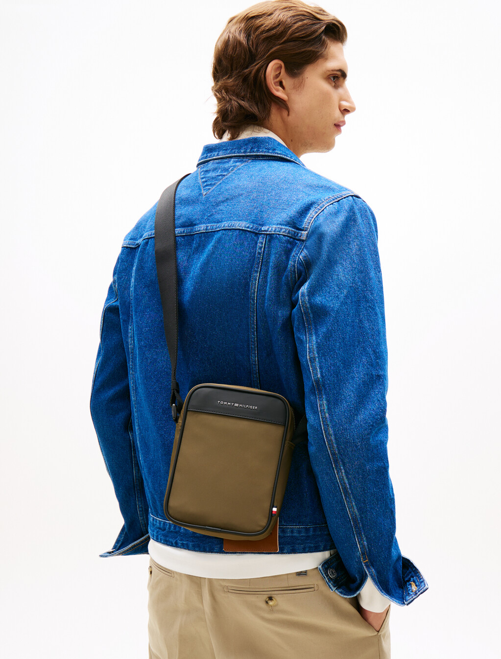 Metal Logo Crossbody Reporter Bag, Willow Green, hi-res