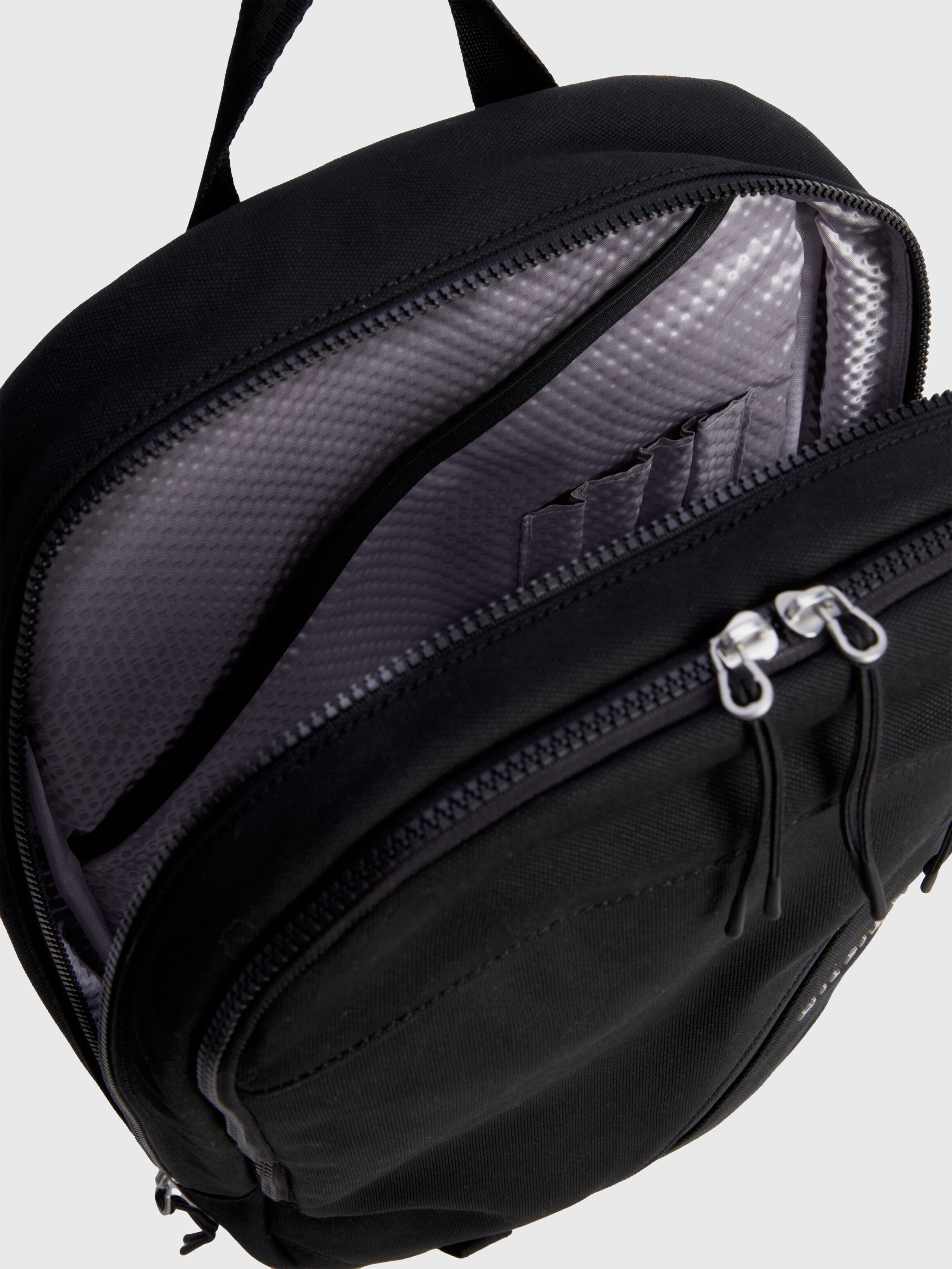 Tommy hilfiger banana bag shop