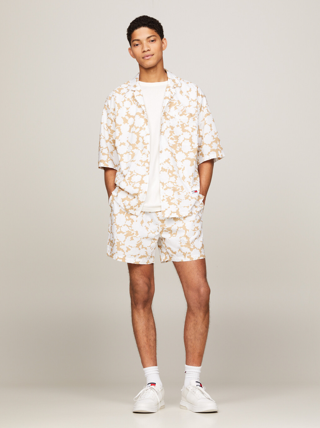 Hawaiian Print Beach Shorts, Floral Aop White, hi-res