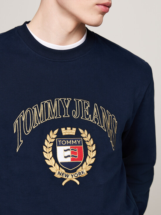 Logo Embroidery Crew Neck Sweatshirt