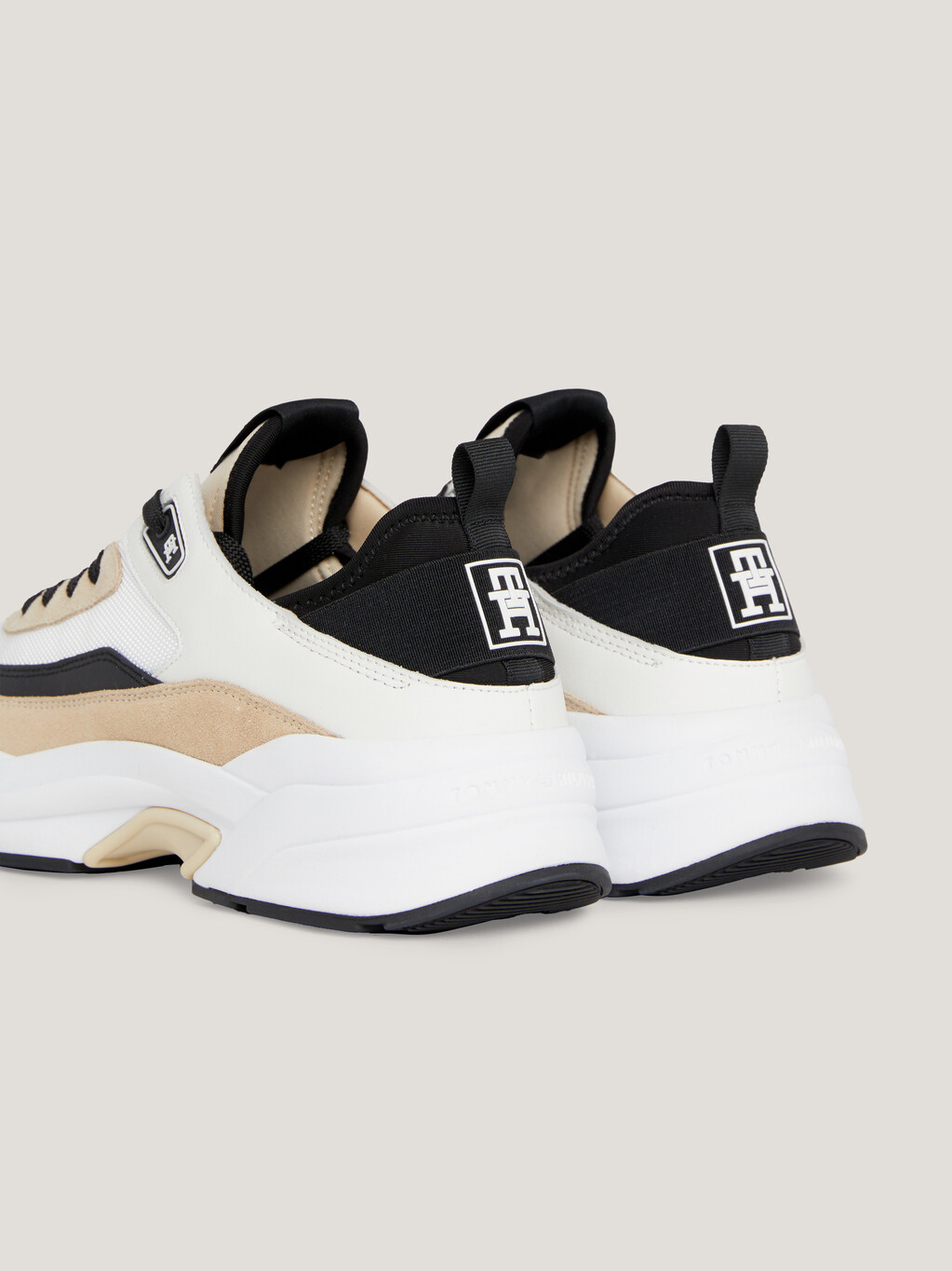 Contrast Panel TH Monogram Runner Trainers, White Clay, hi-res