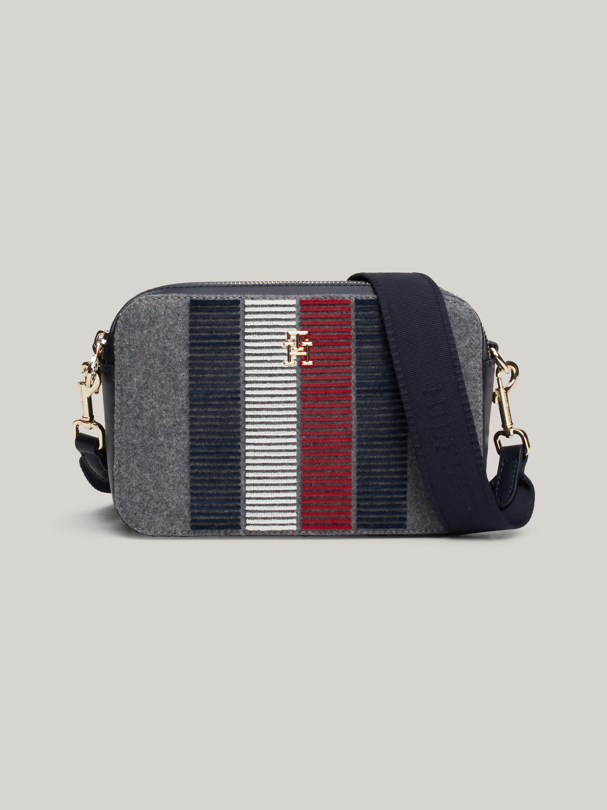 Tommy hilfiger crossbody bag women's discount