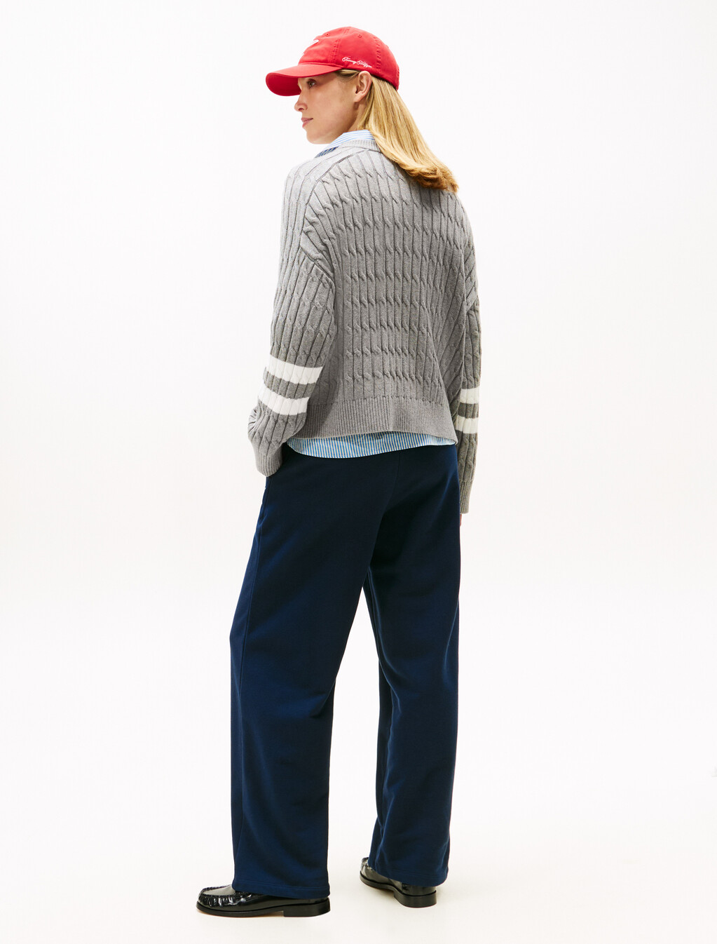 Logo Embroidery Relaxed Cable Knit Jumper, Med Heather Grey, hi-res