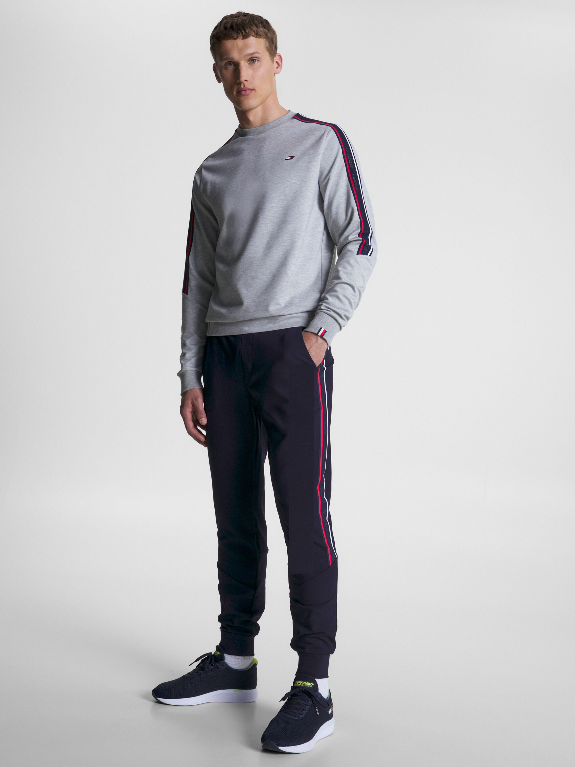 Tommy hilfiger tri tape joggers sales