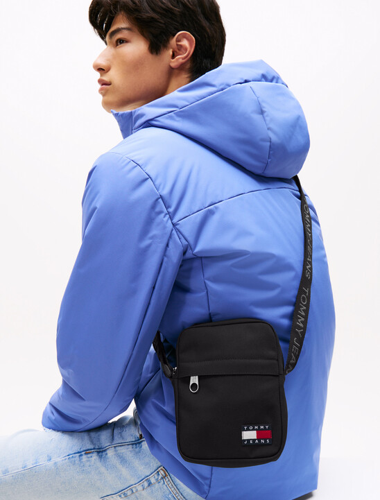 Essential Repeat Logo Crossbody Reporter Bag
