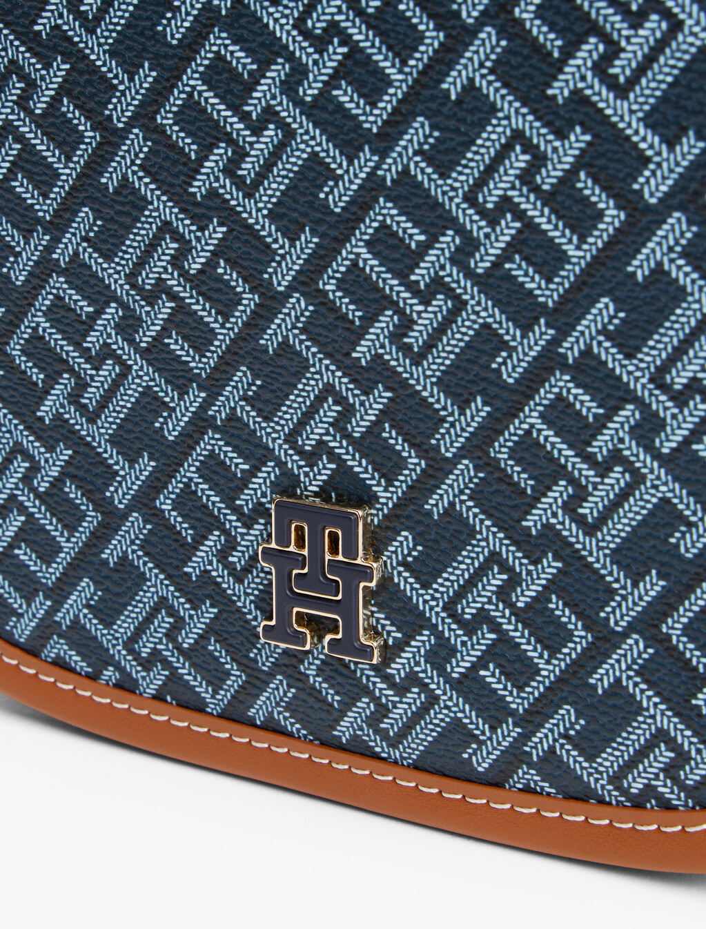 TH Monoplay Crossbody Saddle Bag, Space Blue, hi-res