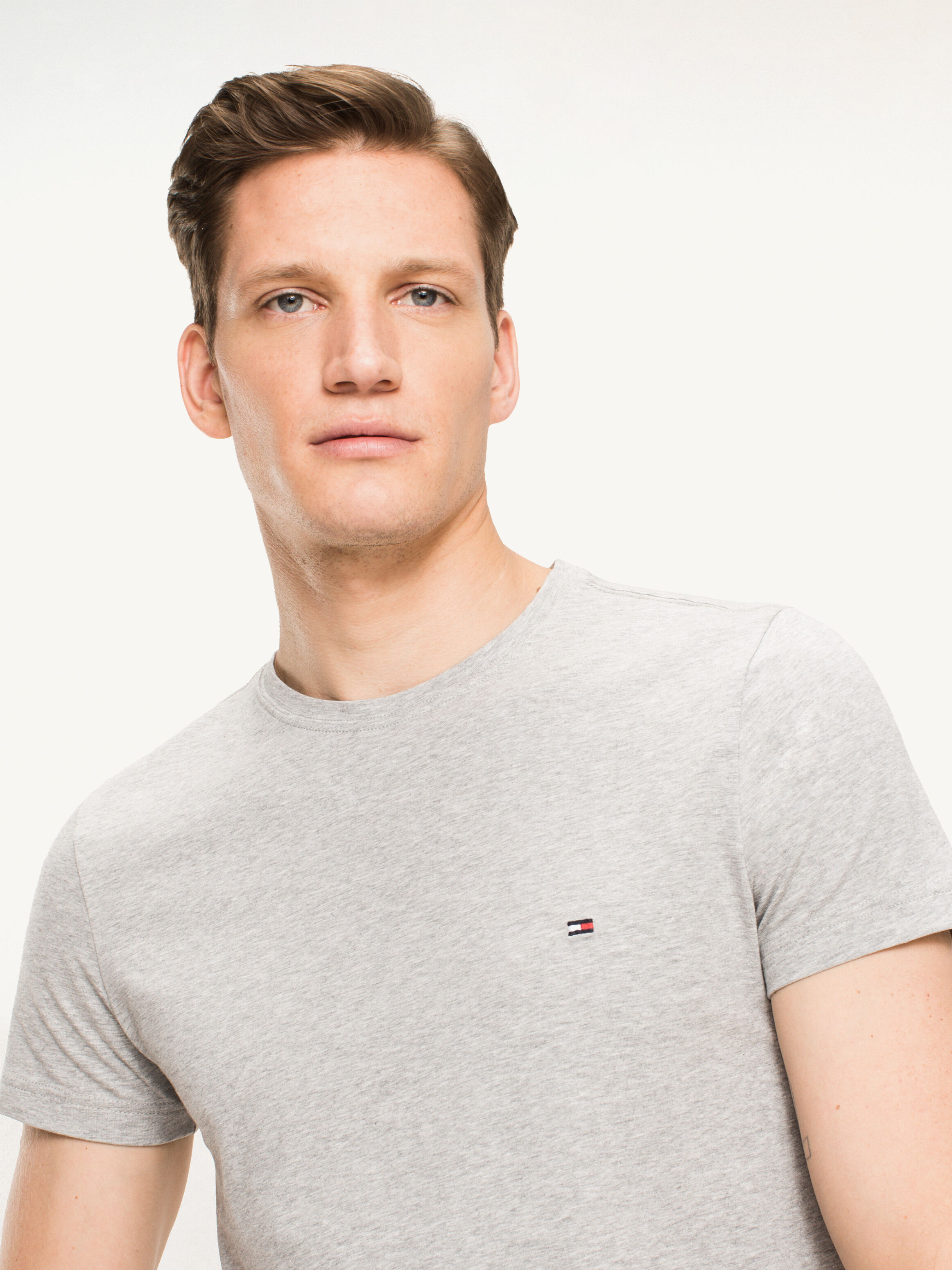 Grey tommy hilfiger t shirt deals