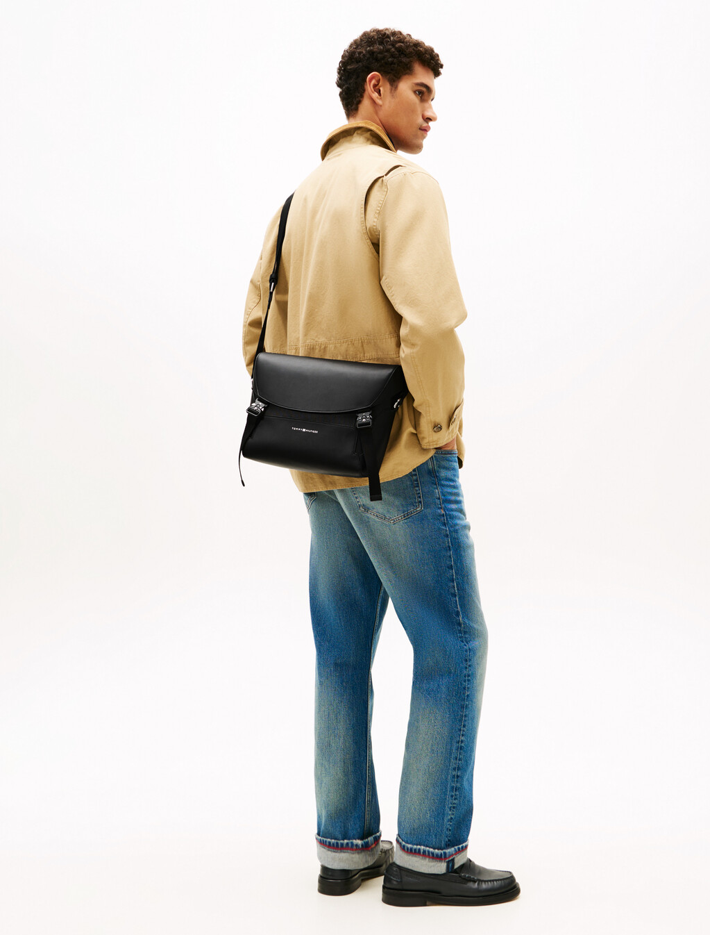 Modern Messenger Bag, Black, hi-res