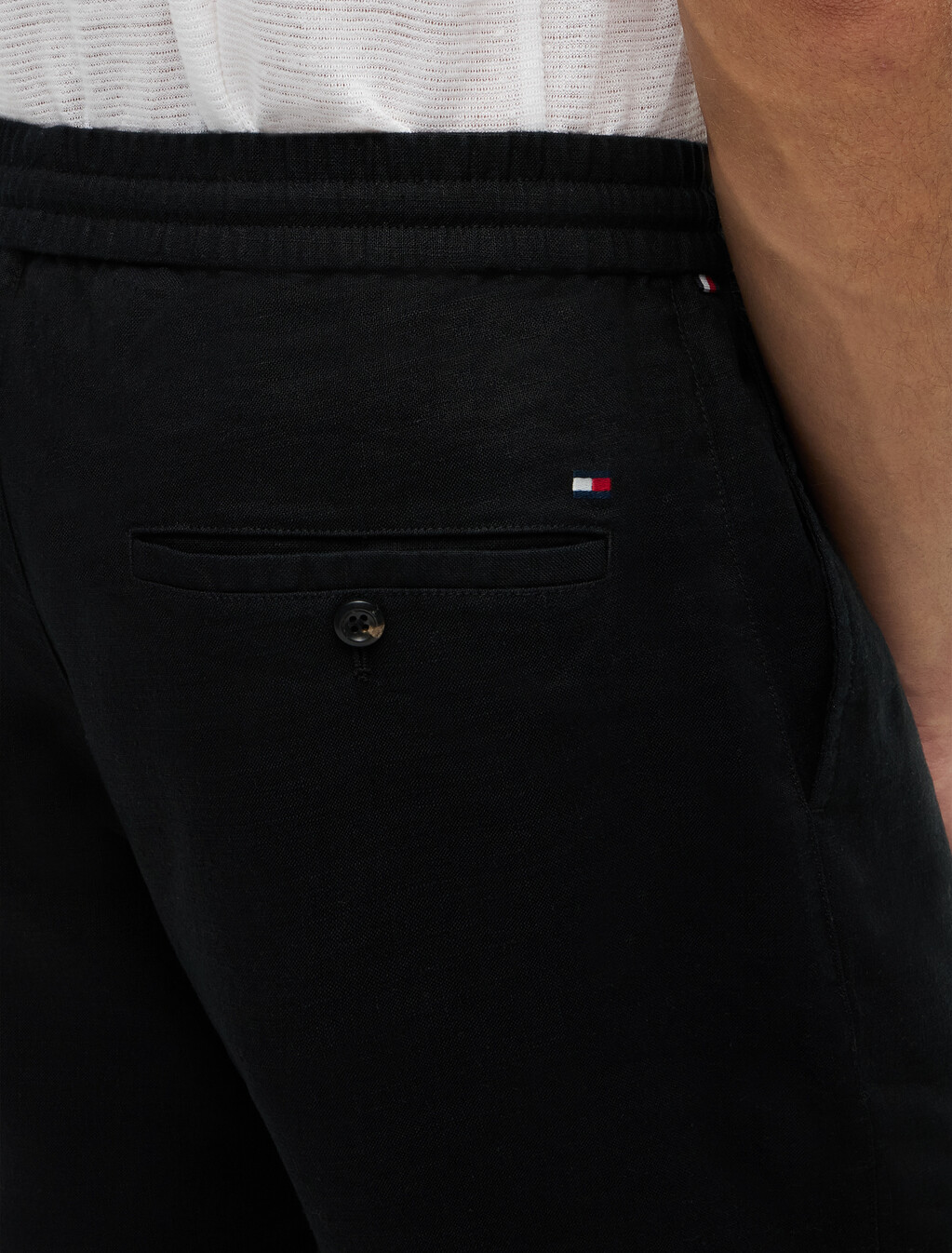Dover Linen Blend 8" Inseam Chino Shorts, Black, hi-res