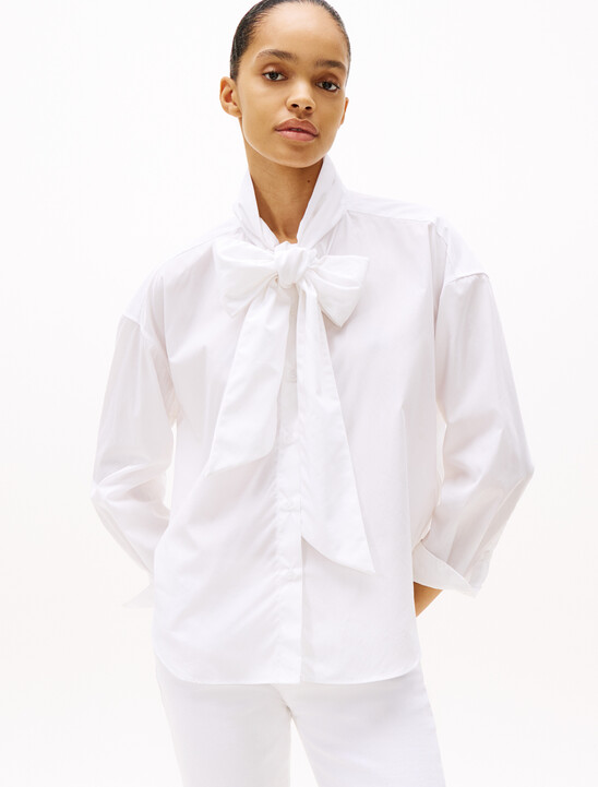 Relaxed Fit Bow Collar Shirt