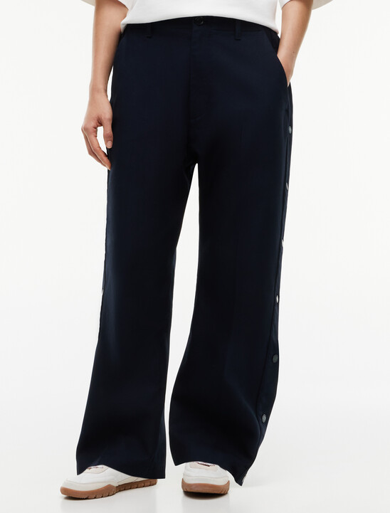 Relaxed Chinos