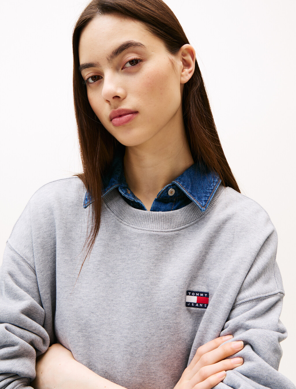 Logo Badge Relaxed Sweatshirt, Grey Htr, hi-res
