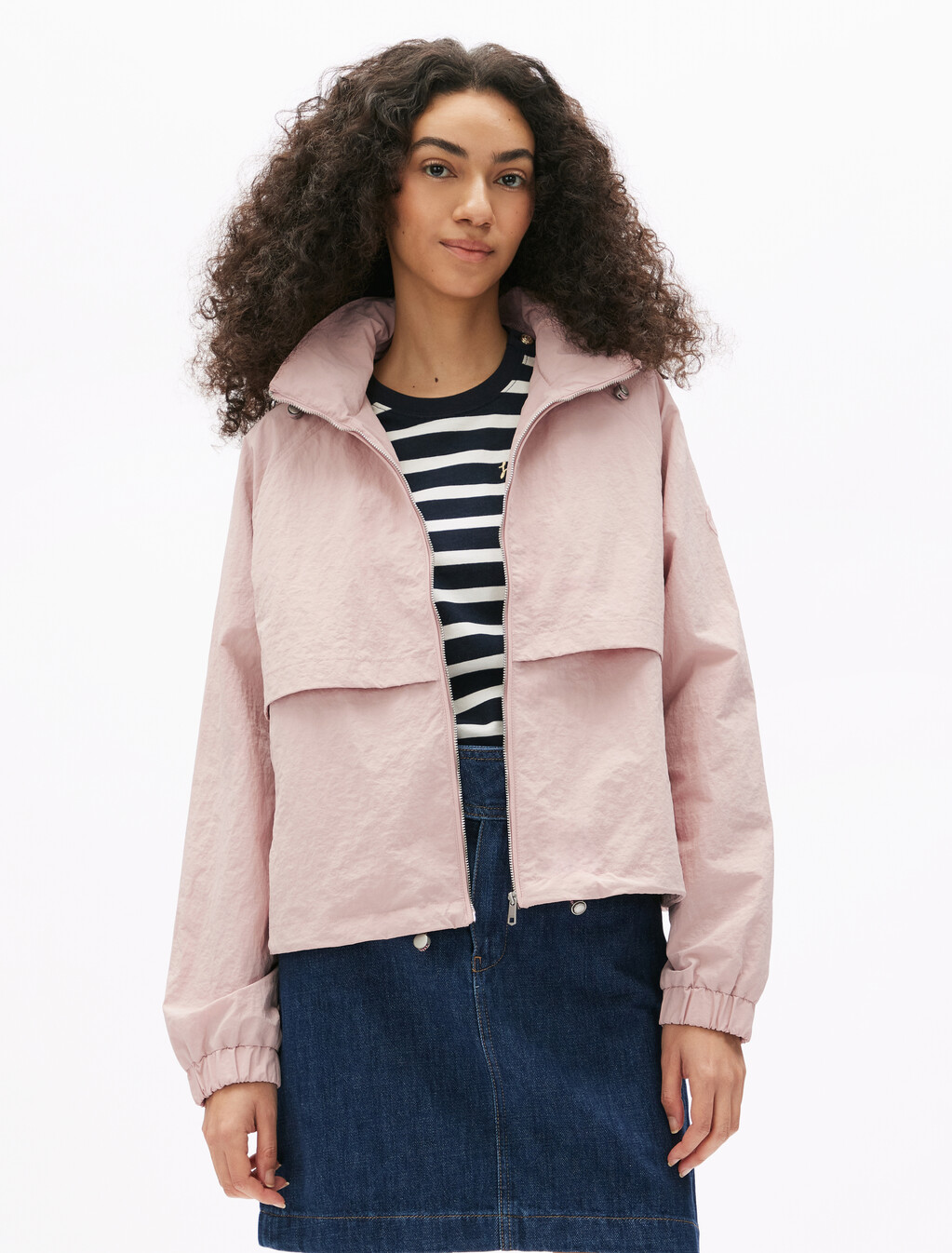 Short Nylon Windbreaker, Foggy Pink, hi-res