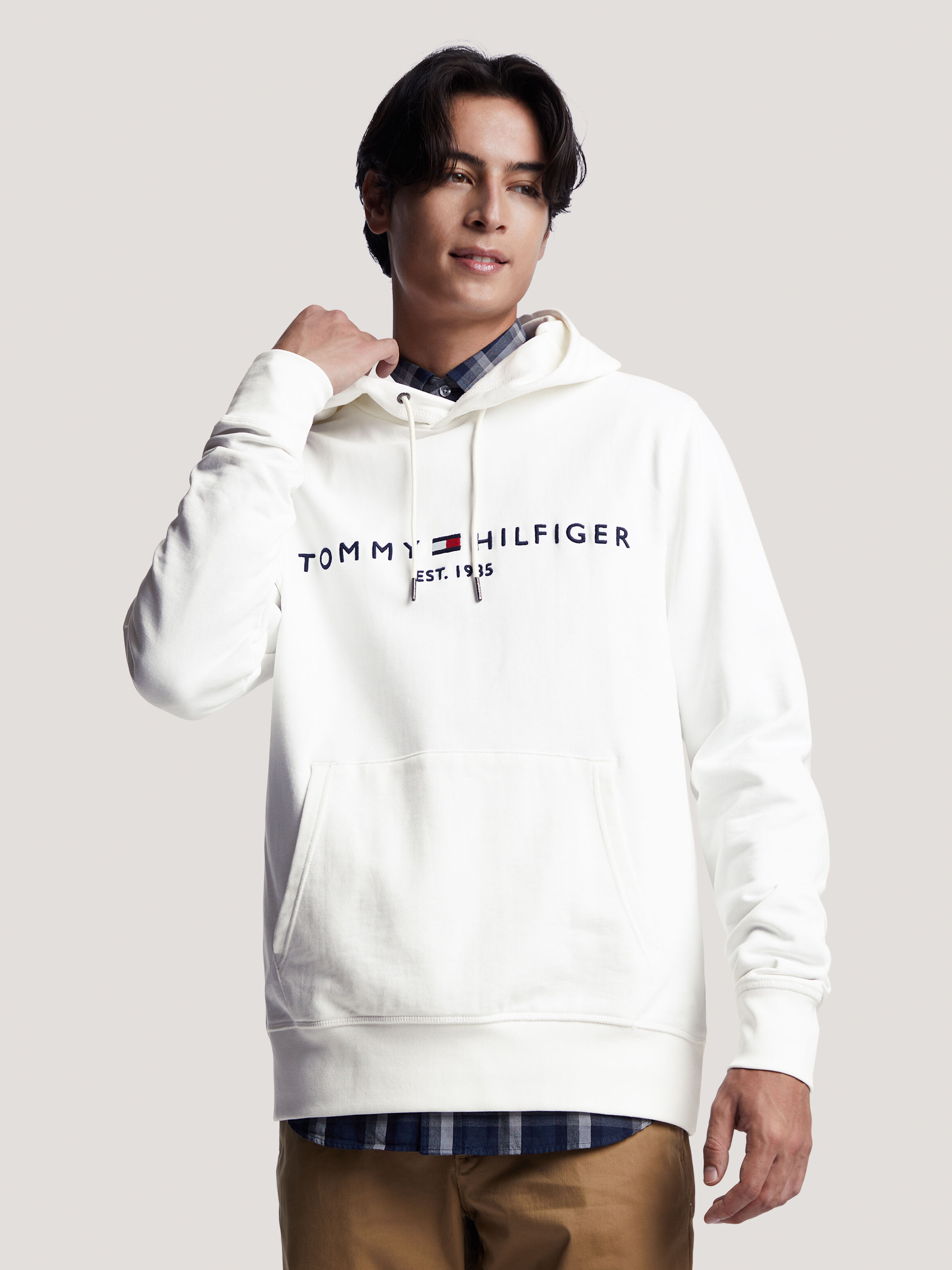 Tommy jeans deals embroidered hoodie