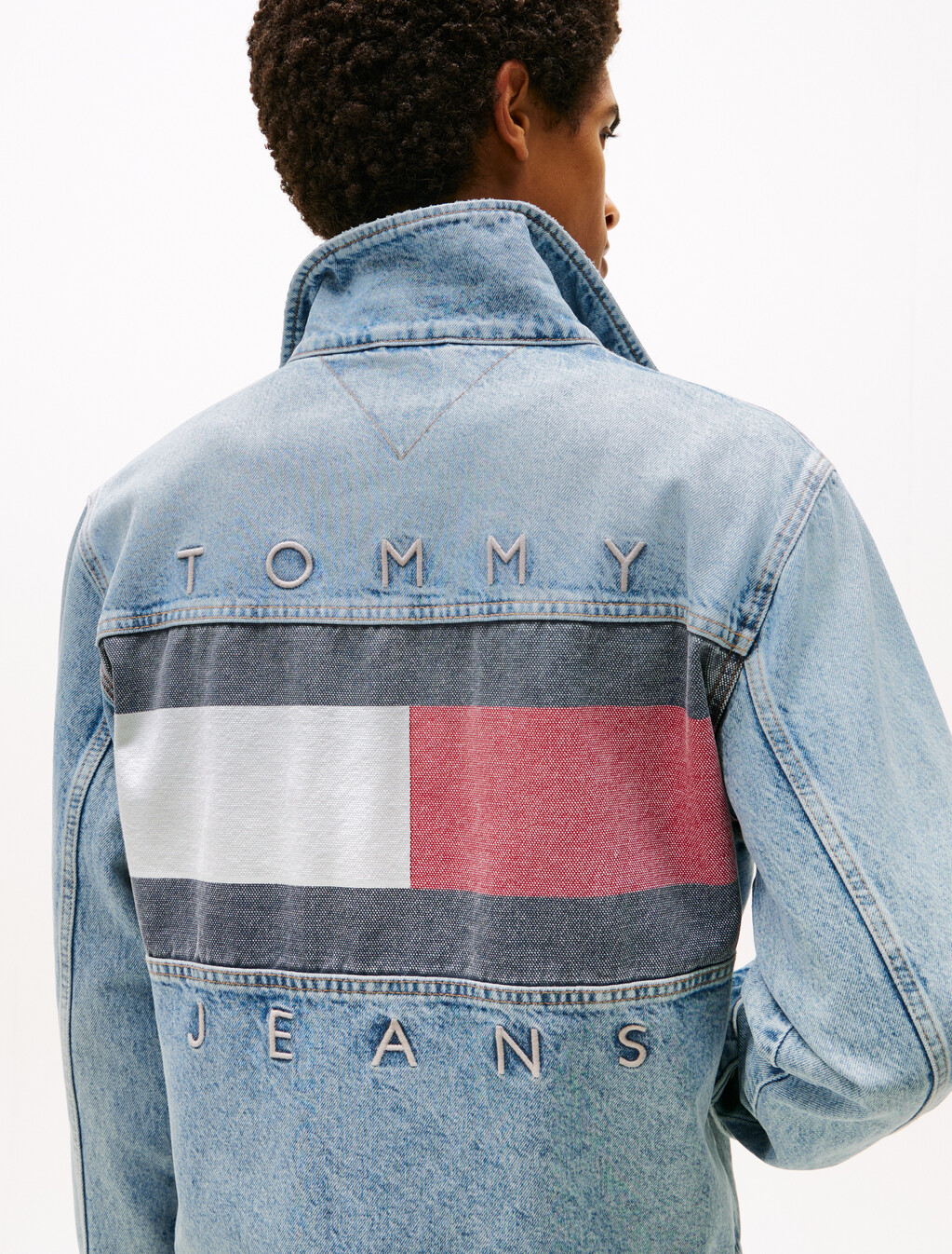 Tommy Flag Denim Trucker Jacket, Denim Mid Light Blue, hi-res