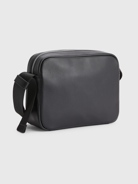 1985 COLLECTION LEATHERETTE CAMERA BAG