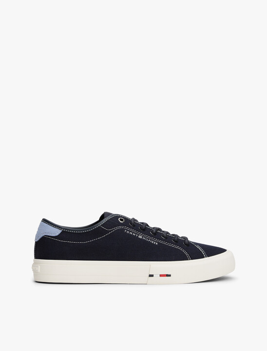 Vulcan Canvas Low Top Sneaker