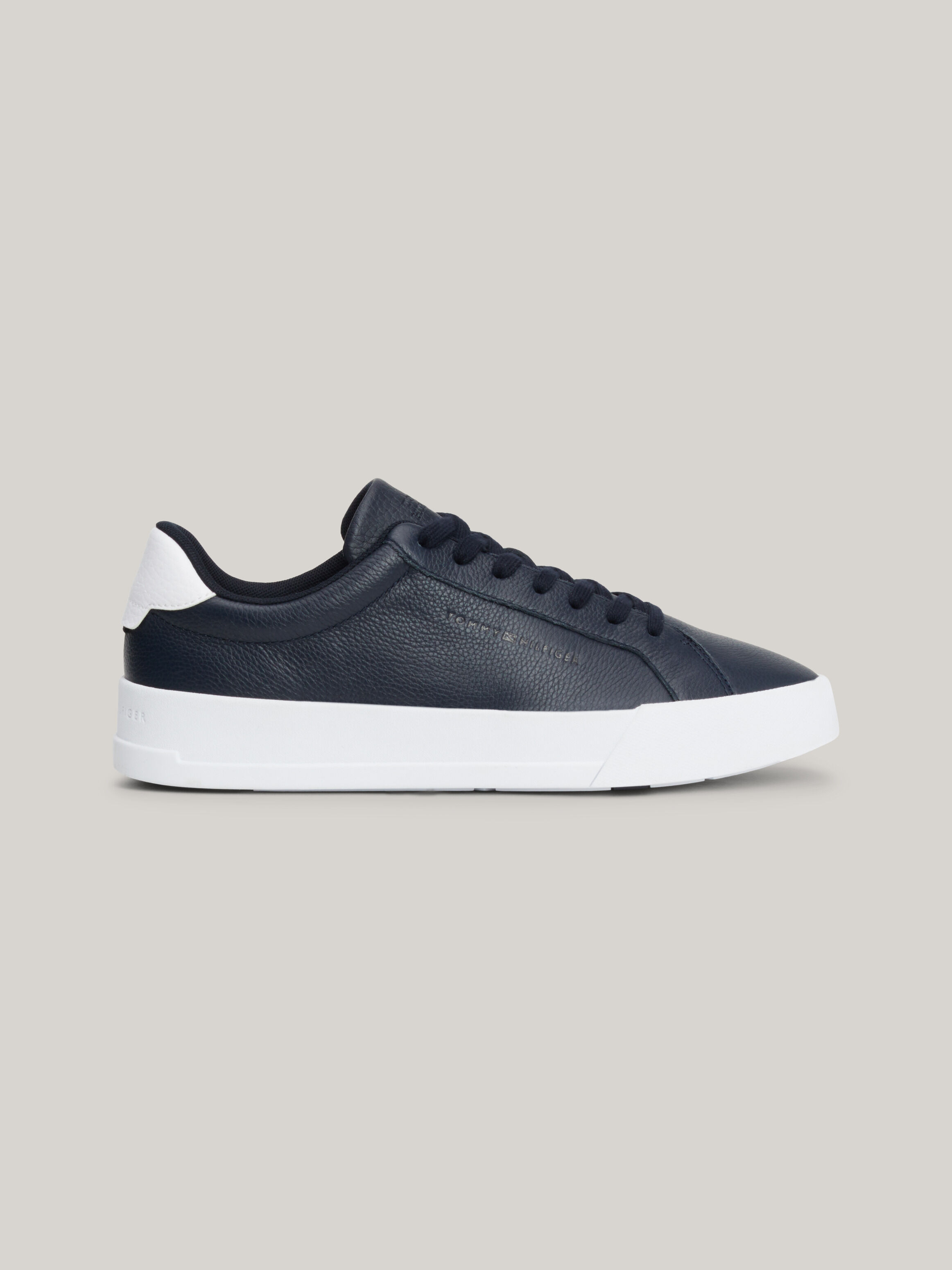 Tommy hilfiger cheap tobias 10d trainer