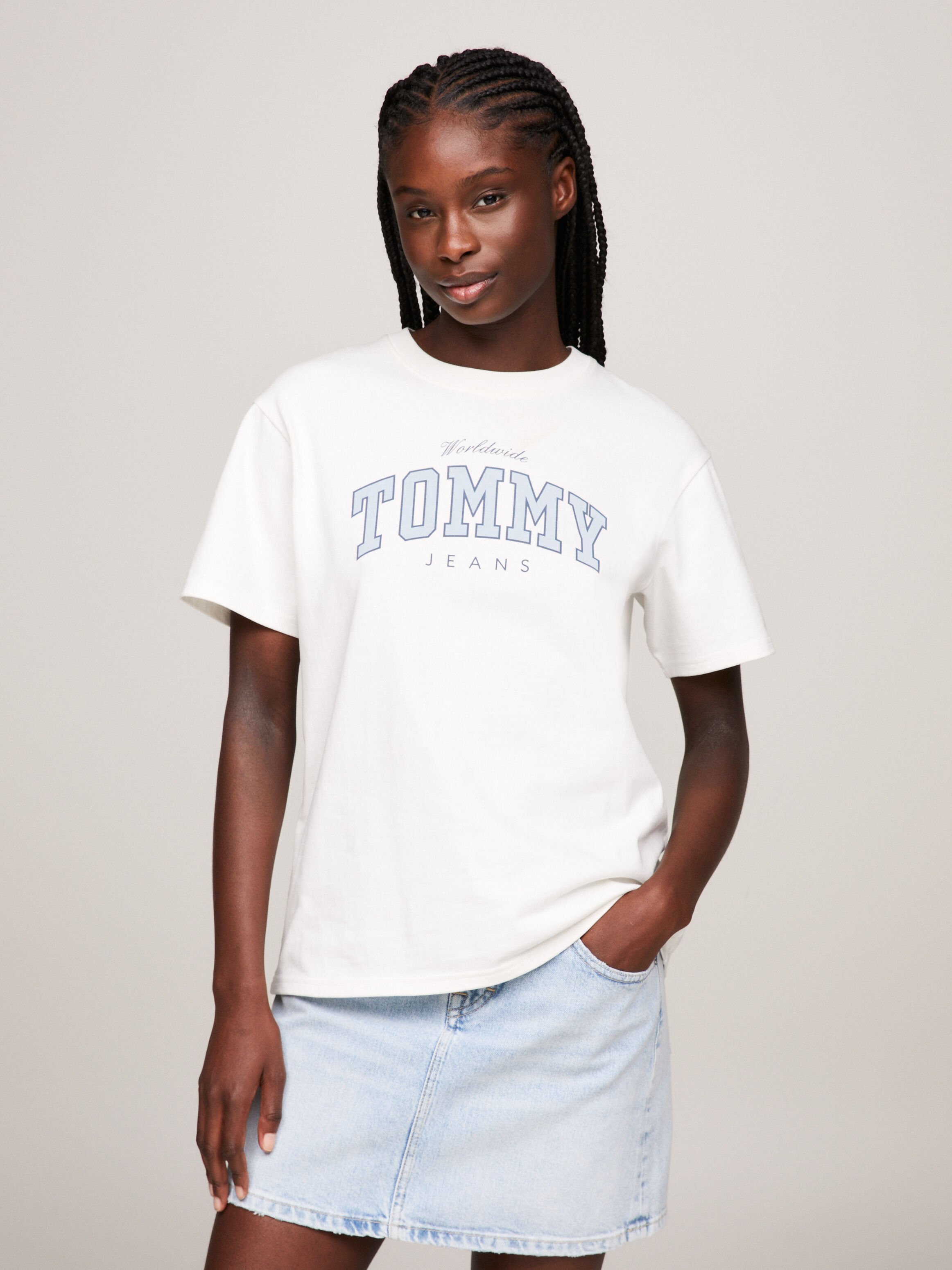 Tommy hilfiger deals jeans t shirt
