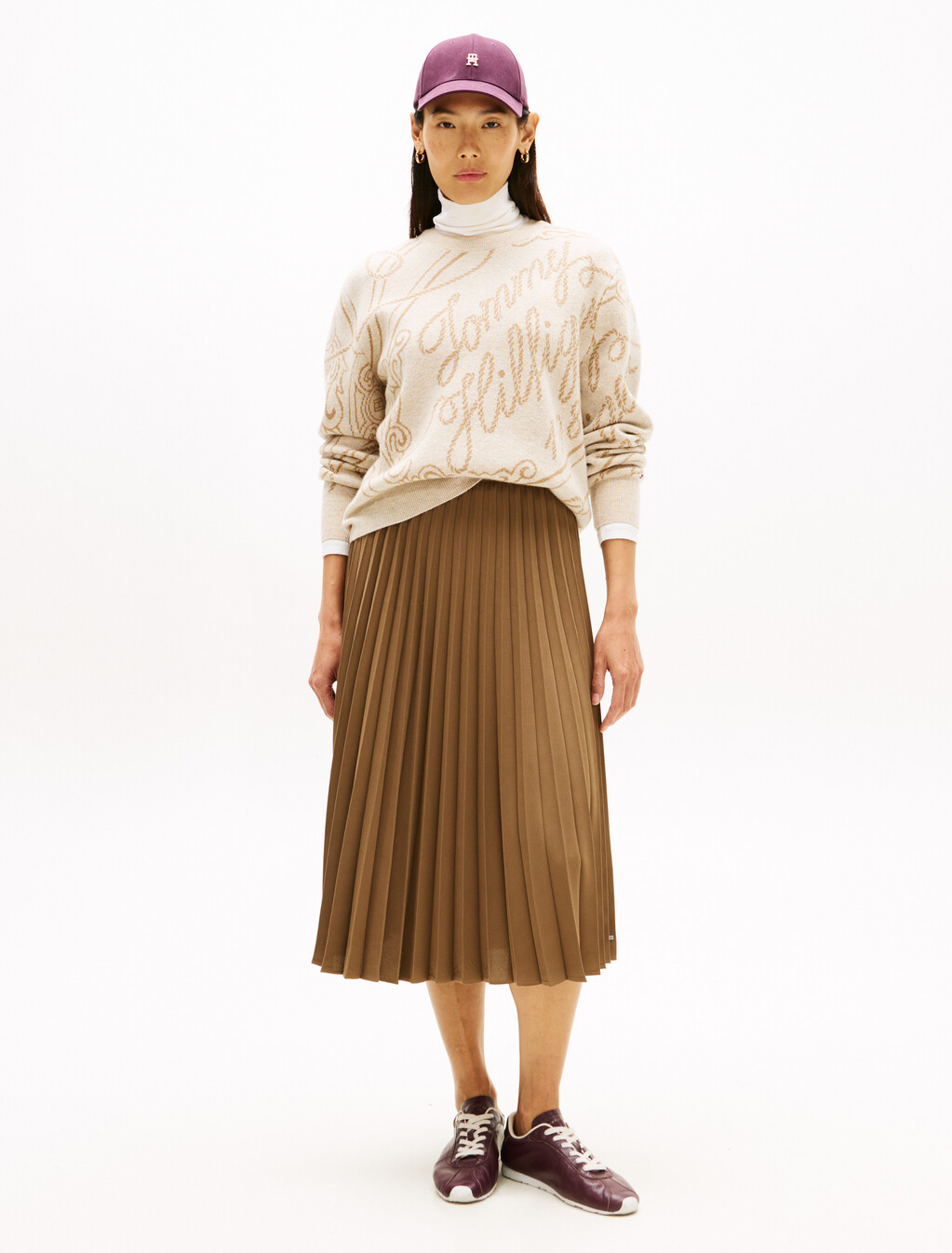 Logo Jacquard Cashmere Crewneck Sweater, Classic Beige Htr, hi-res