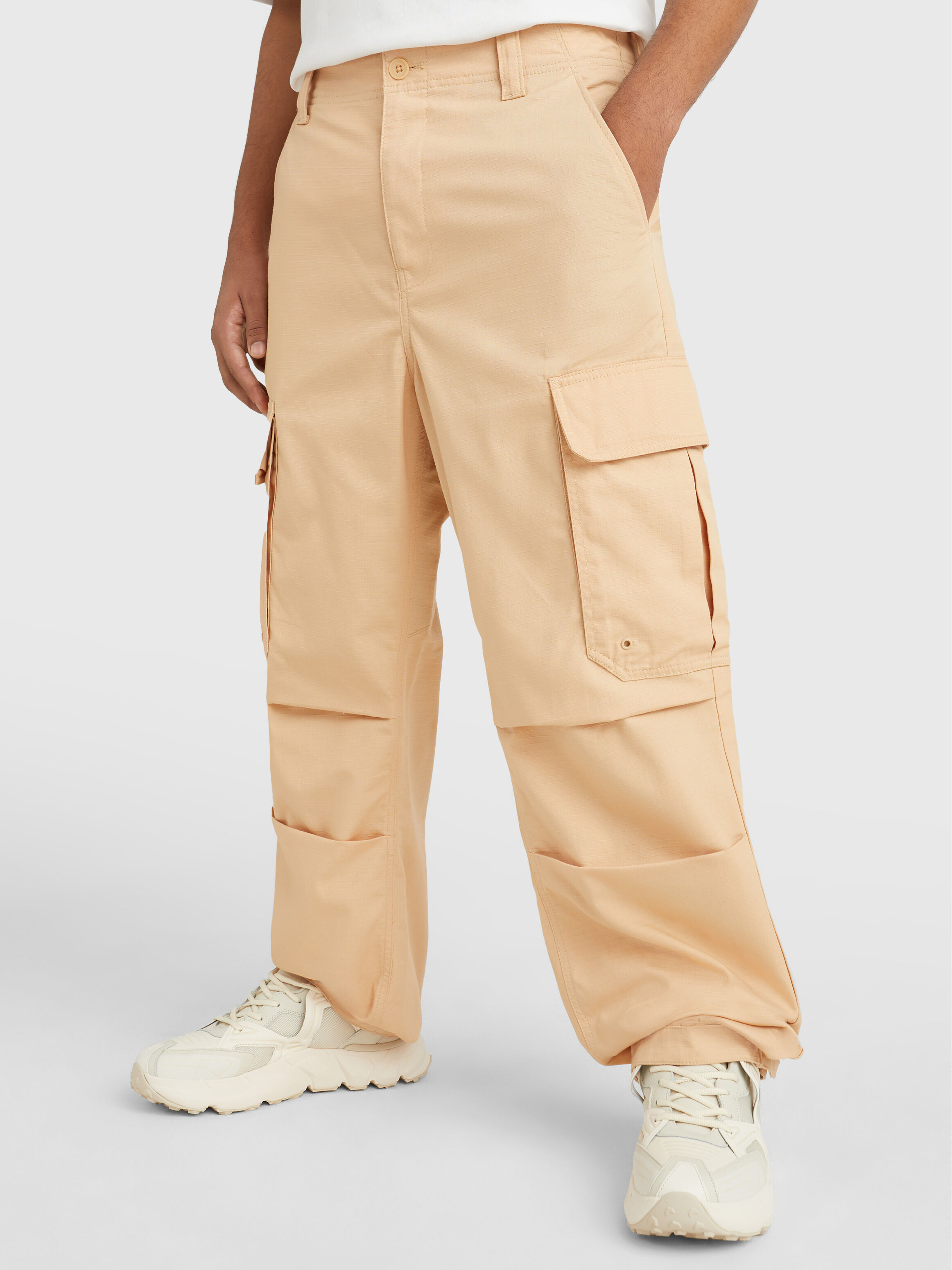 Cargo pants tommy hilfiger outlet