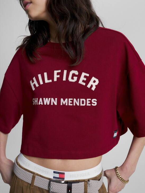 TOMMY HILFIGER X SHAWN MENDES CROPPED T-SHIRT