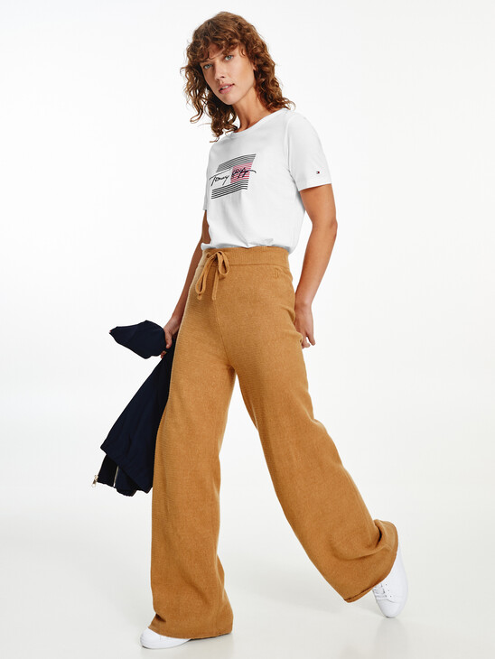 Pure Organic Cotton Signature Logo T-Shirt Pure Organic Cotton Signature Logo T-Shirt