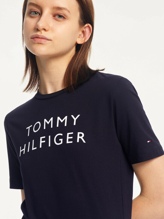 ORGANIC COTTON LOGO SLIM FIT TEE ORGANIC COTTON LOGO SLIM FIT TEE
