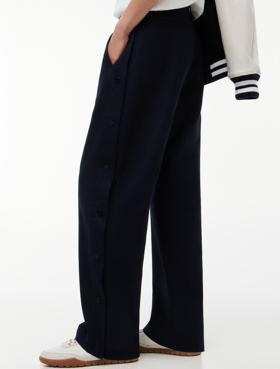 Relaxed Chinos